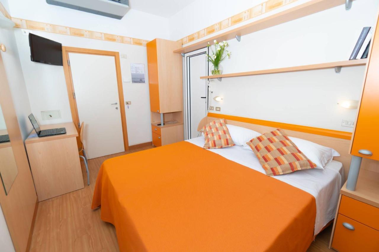 Hotel Sampaoli Bellaria-Igea Marina Exterior foto